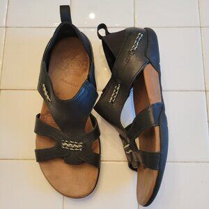 Merrell‎ Flaxen Black Performance Sandals 6 Comfort Open Toe Hiking Outdoors